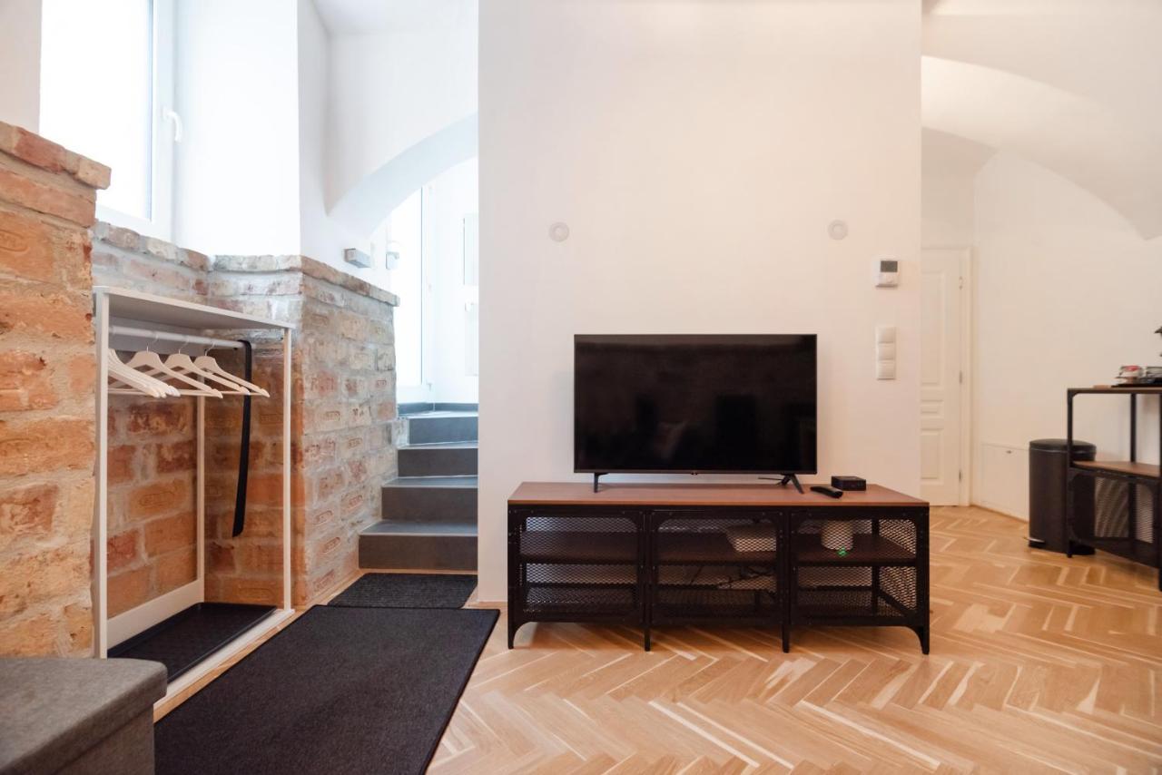 Der Fuchsbau - Neu, Kuschelig Und Zentral Im Gruenen Apartment Виена Екстериор снимка