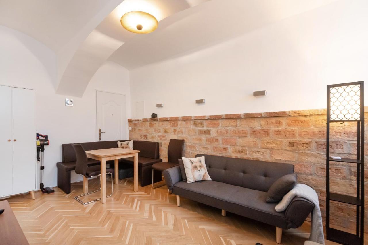 Der Fuchsbau - Neu, Kuschelig Und Zentral Im Gruenen Apartment Виена Екстериор снимка